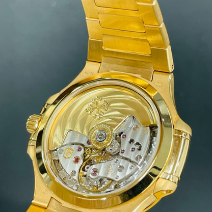 プレオウンド パテックフィリップ ノーチラス 7118/1R?001 ローズゴールド 2020年ギャラ