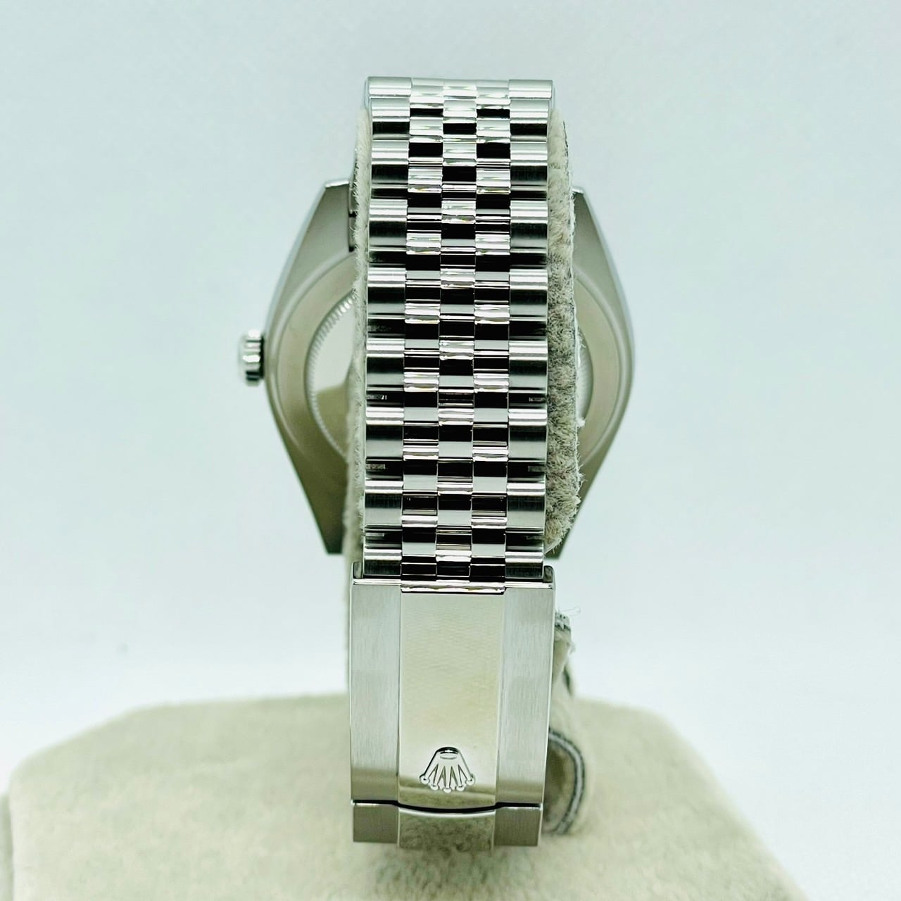 Pre-Owned Rolex Datejust 126334 Mint Green Fluted Motif