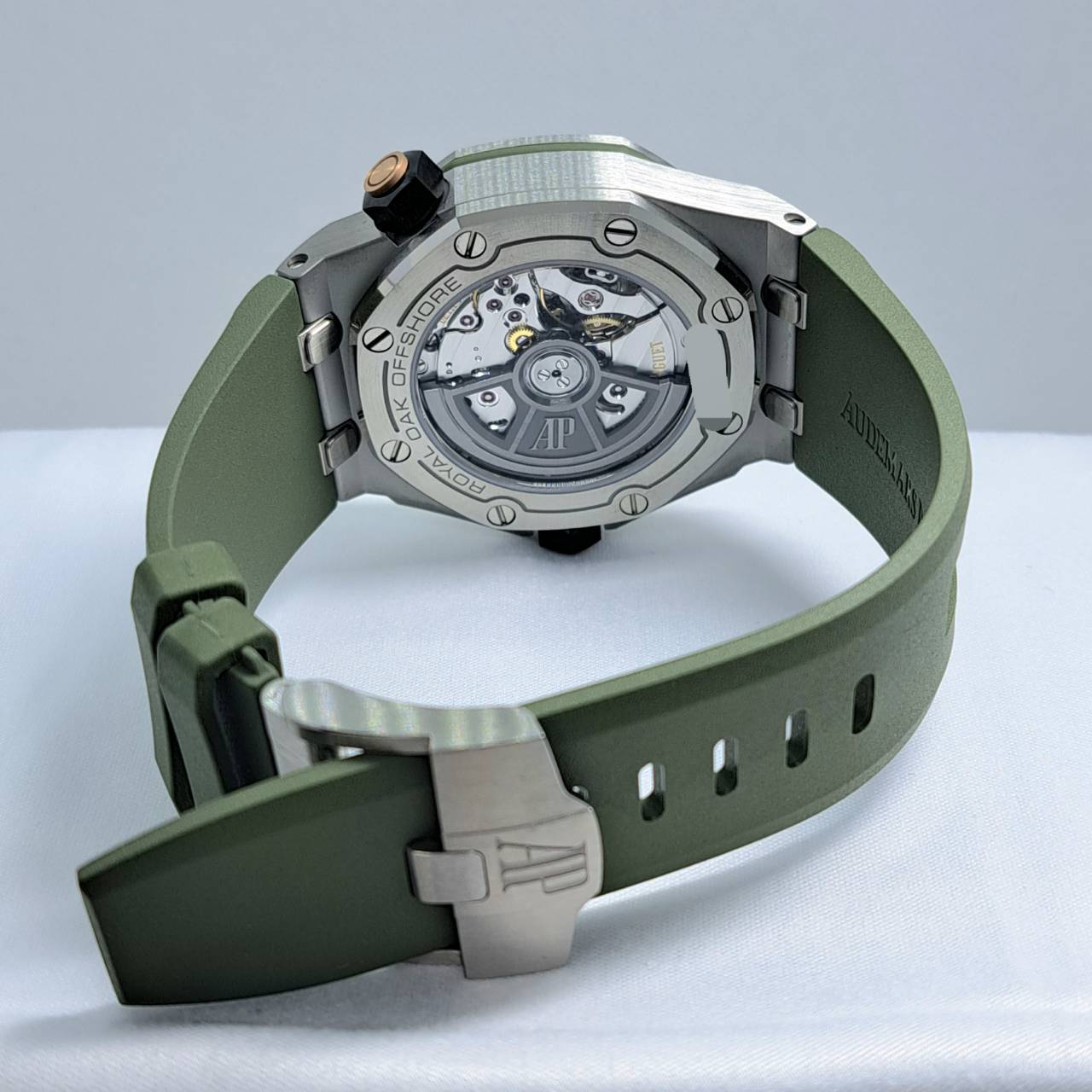 プレオウンド オーデマピゲ ロイヤル オーク オフショア 15720ST.OO.A052CA.01