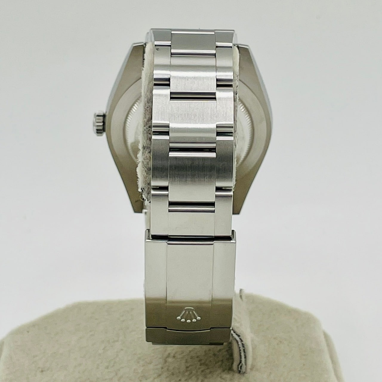 Pre-Owned Rolex Oyster Perpetual 124300 Oyster Bracelet Yellow