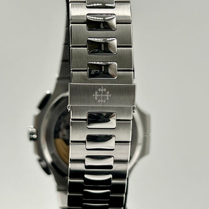 プレオウンド パテックフィリップ　ノーチラス　トラベルタイム クロノグラフ  5990/1A-001 ブラックグラデーション 44mm
