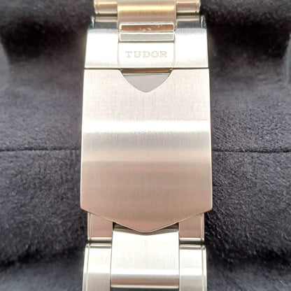 预先二成帝（都铎）黑湾Chrono M79360-N0002 41mm