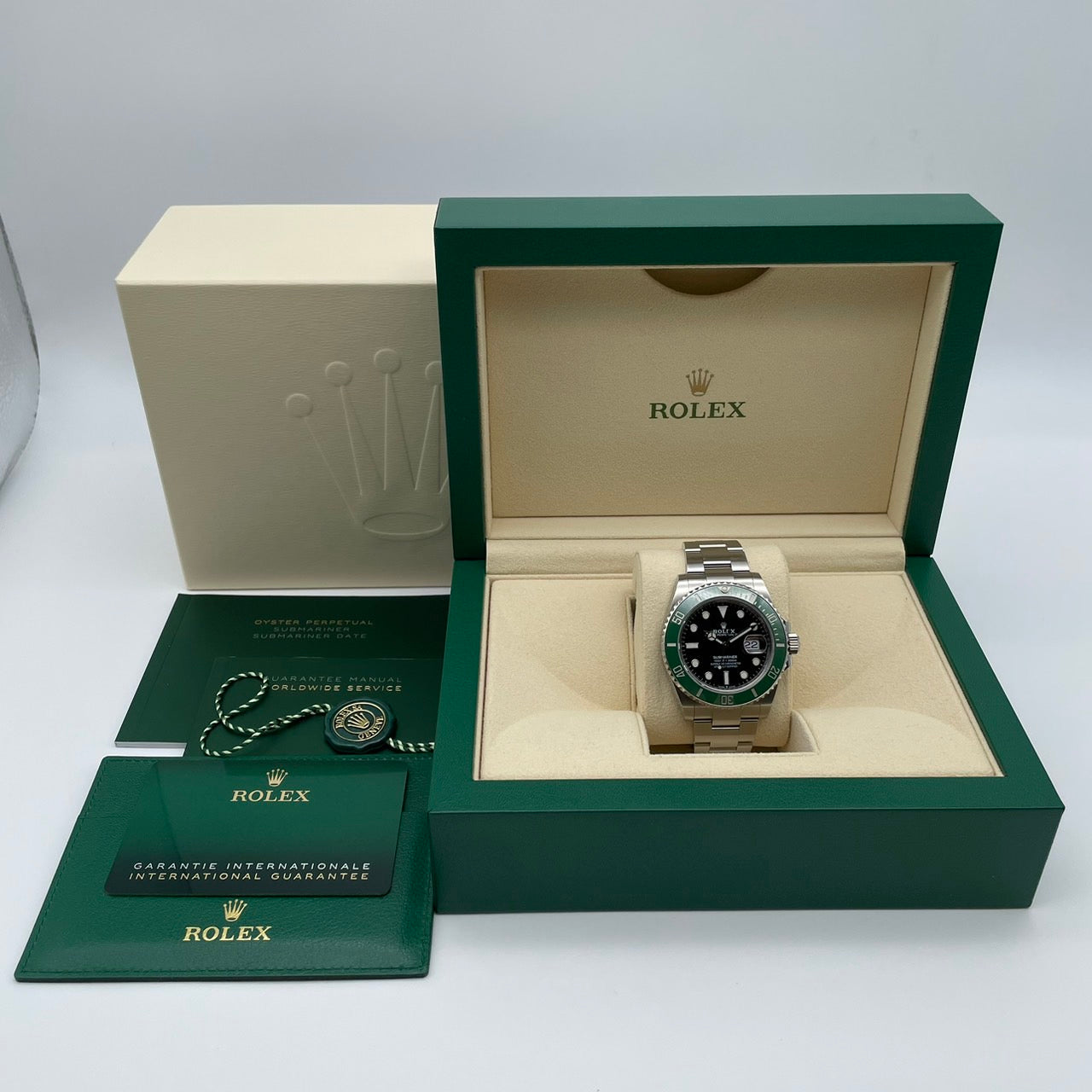 プレオウンド ロレックス サブマリーナ デイト 126610LV オイスターブレスレット ブラック グリーン 41mm