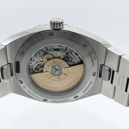 江诗丹顿 Overseas 4000V/210A-B911 蓝色 月相逆跳日期 41mm