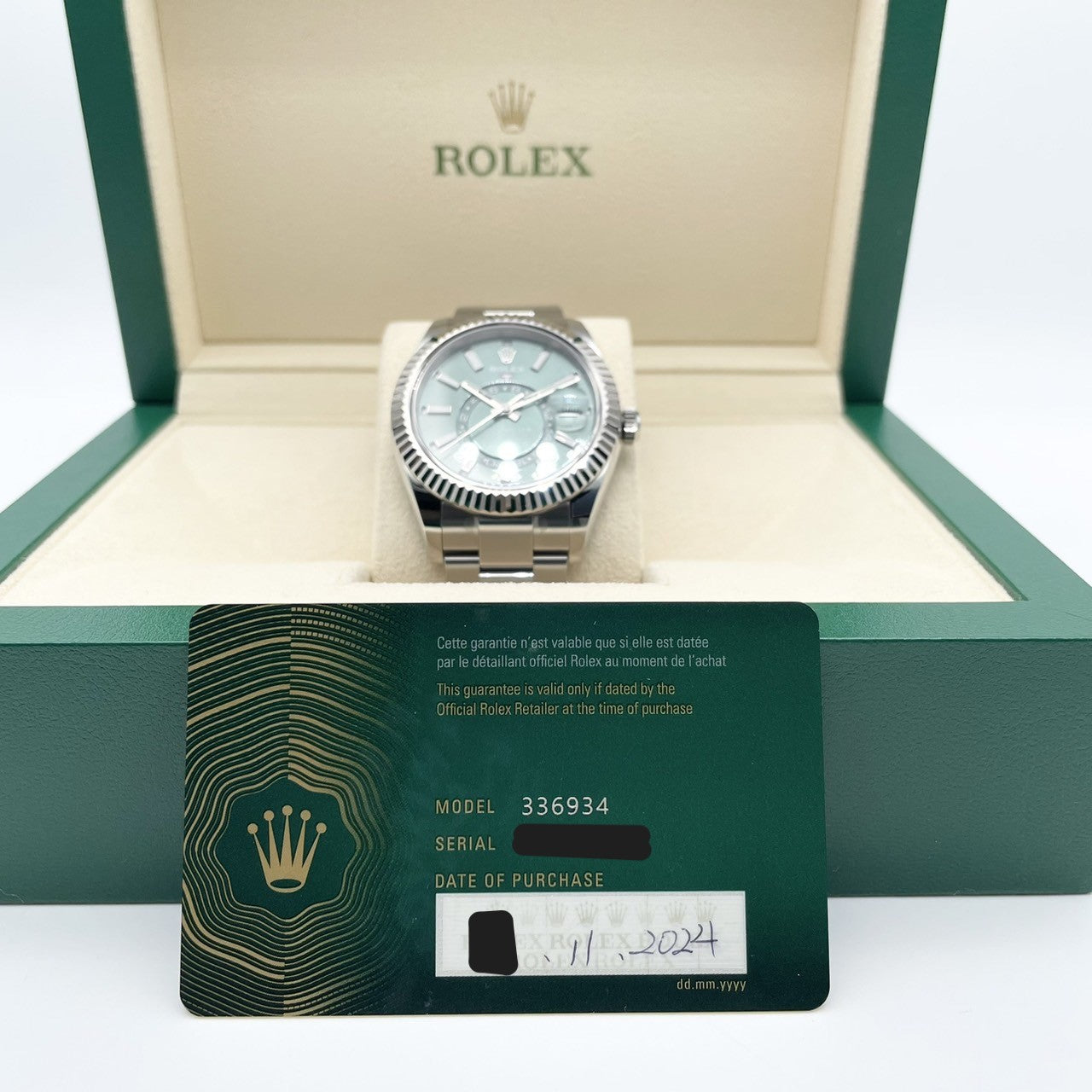 사전 소유의 롤렉스 스카이 거주자 336934 민트 녹색 굴 팔찌 42mm