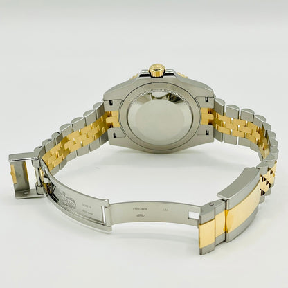 ロレックス GMTマスターII 126713GRNR 40mm
