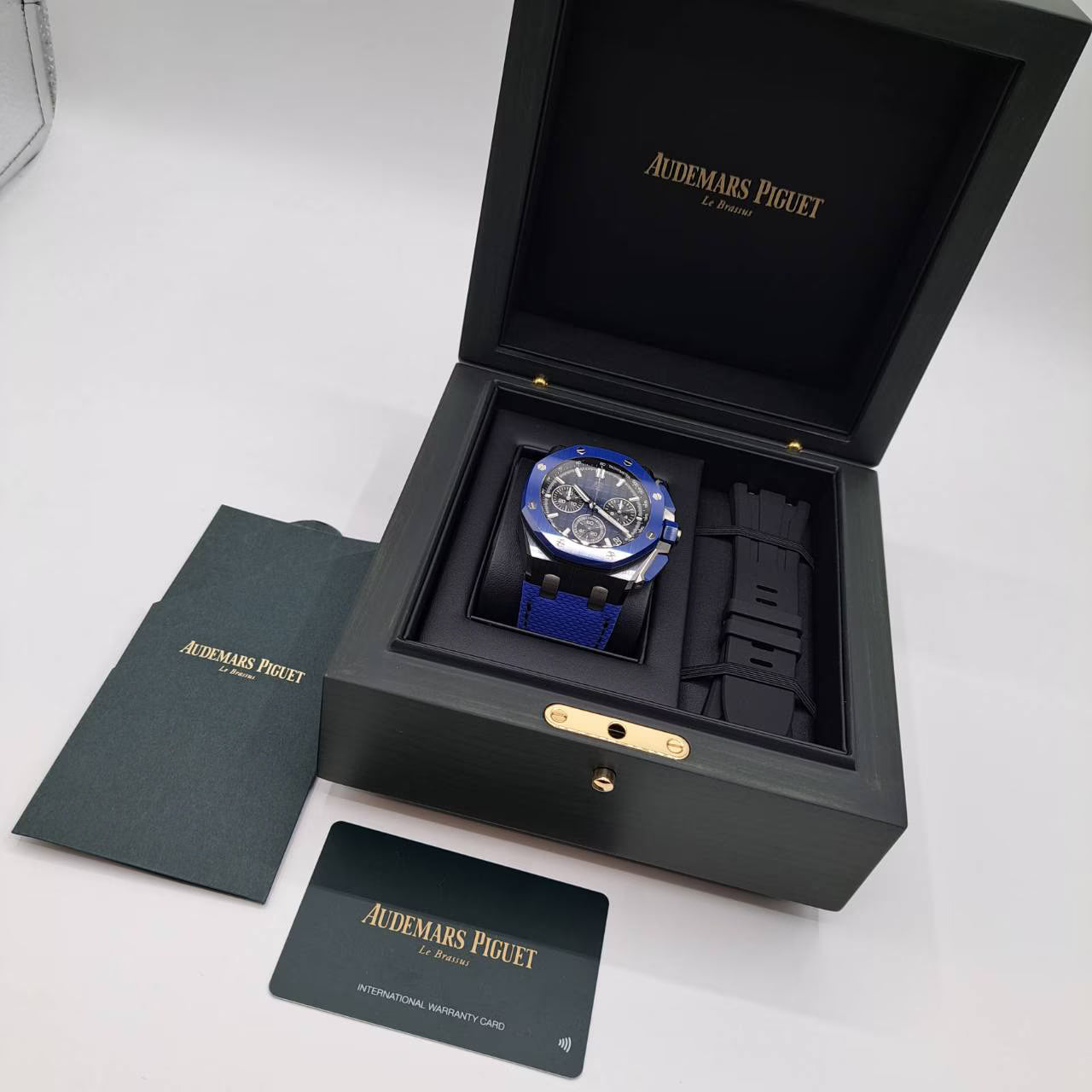 プレオウンド オーデマピゲ ロイヤルオーク オフショア クロノグラフ 26420CE.OO.A043VE.01 43mm