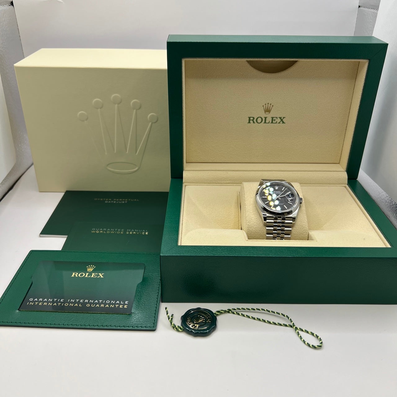 プレオウンド ロレックス デイトジャスト 126200  ジュビリーブレスレット　ブラック　36mm