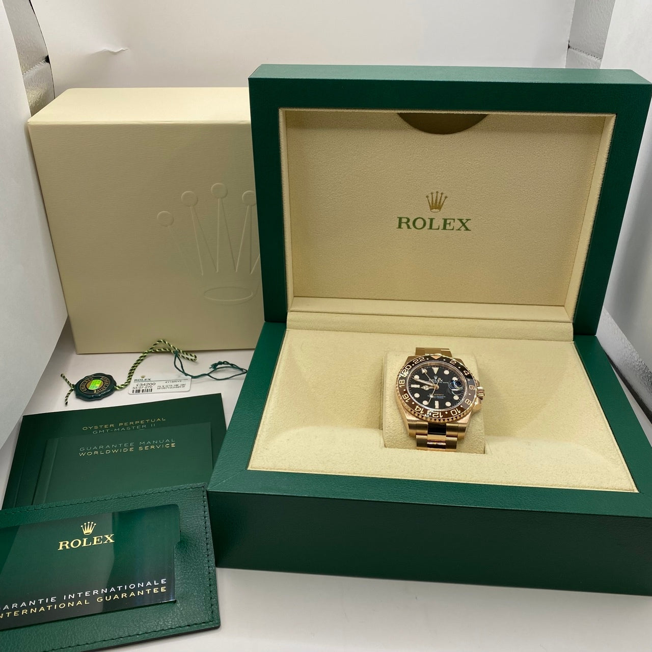 롤렉스 GMT 마스터 II 126715CHNR 블랙 에버 로즈 골드 굴 팔찌