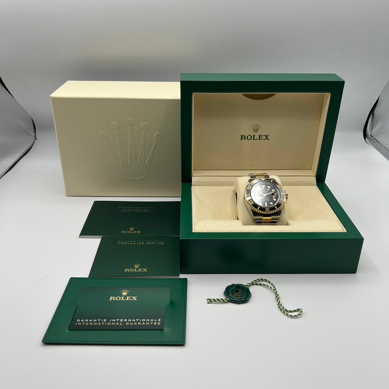 사전 소유 롤렉스 바다 거주자 126603 블랙 43mm