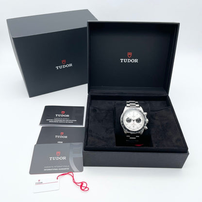 预先二成帝（都铎）黑湾Chrono M79360N-0002 41mm