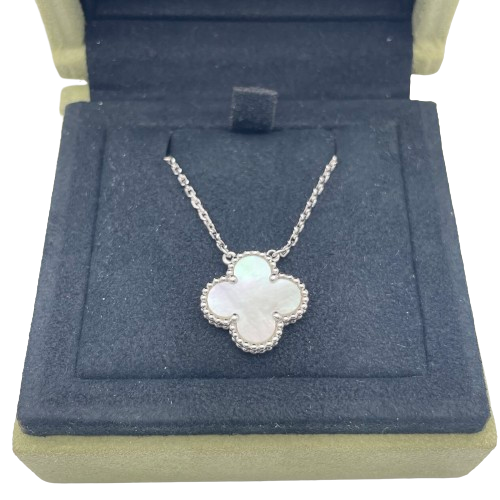 Pre-Owned Van Cleef & Arpels Vintage Alhambra Necklace VCARF48700 Mother of Pearl White Gold