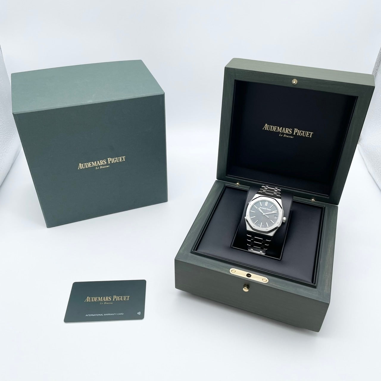 Pre-Owned Audemars Piguet Royal Oak 15510ST.OO.1320ST.10 Grey 41mm