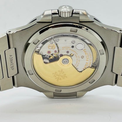 사전 소유의 Patek Philippe Nautilus 5711/1A? 010 스테인리스 스틸 블루