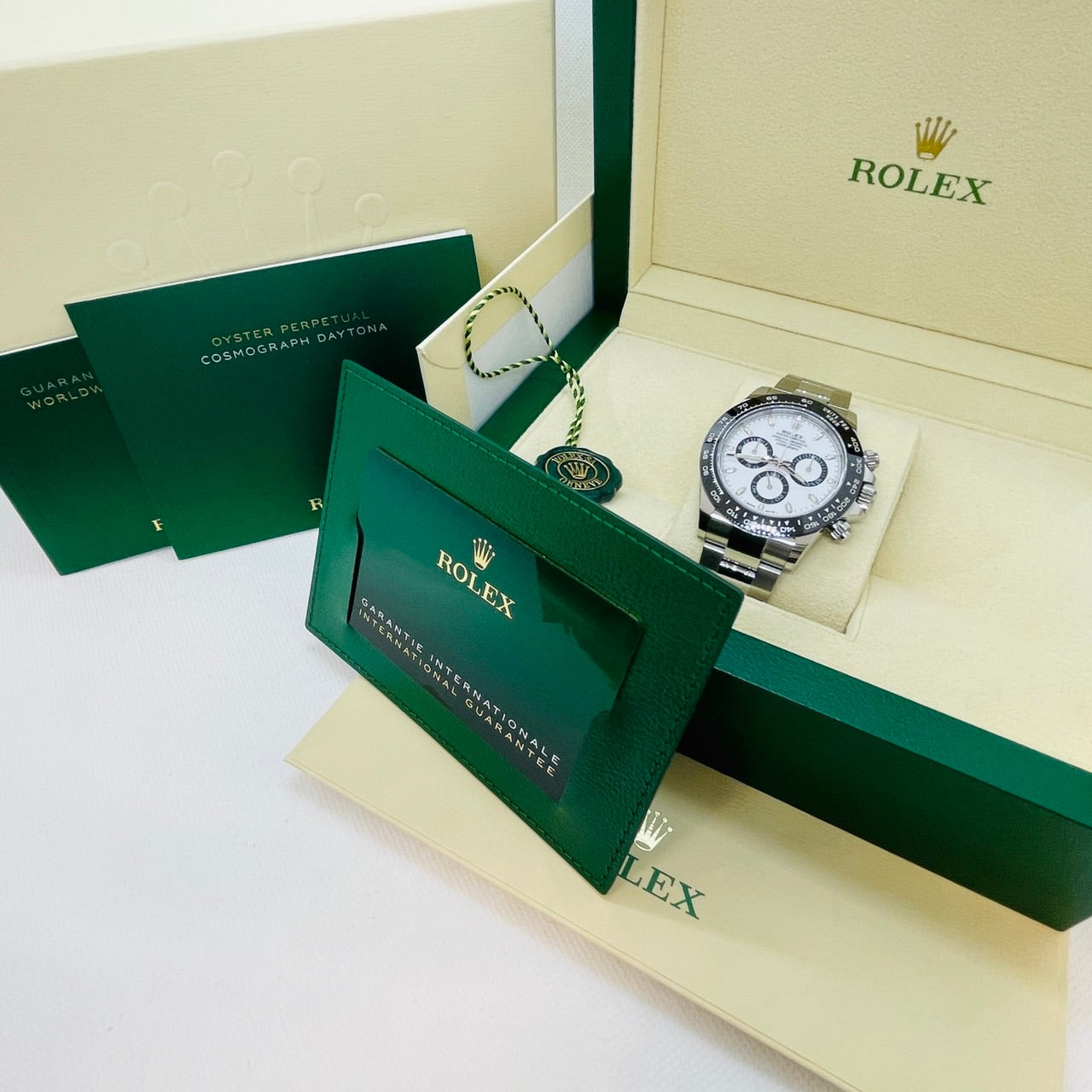 プレオウンド ロレックス デイトナ 116500LN オイスターブレスレット ホワイト