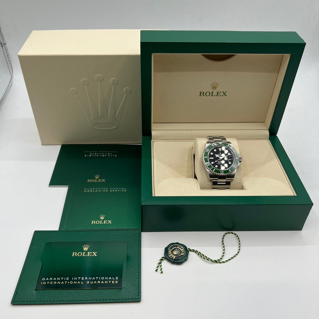 Pre-Owned Rolex Submariner Date 126610LV Oyster Bracelet Black Green 41mm