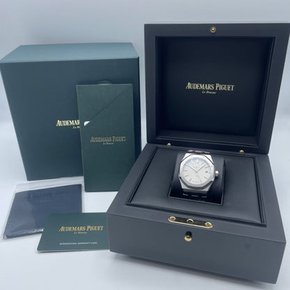 Pre-Owned Audemars Piguet Royal Oak 15450ST.OO.1256ST.01 Silver Stainless Steel 37mm