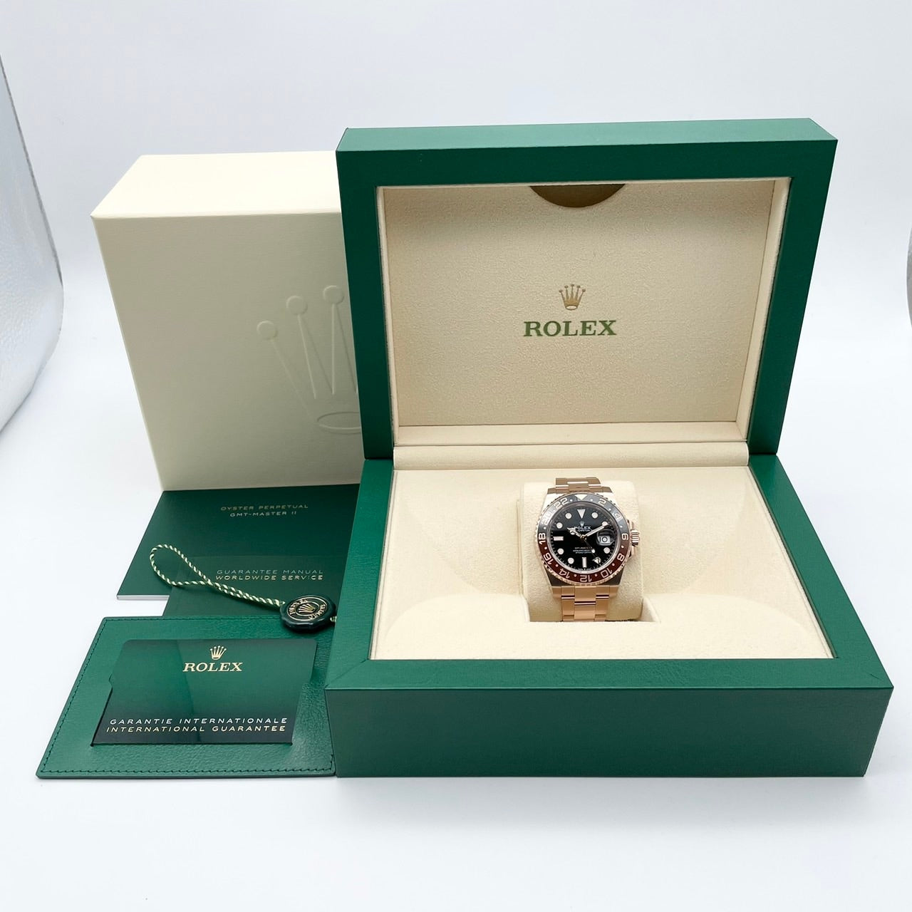 롤렉스 GMT 마스터 II 126715CHNR 블랙 에버 로즈 골드 굴 팔찌 40mm