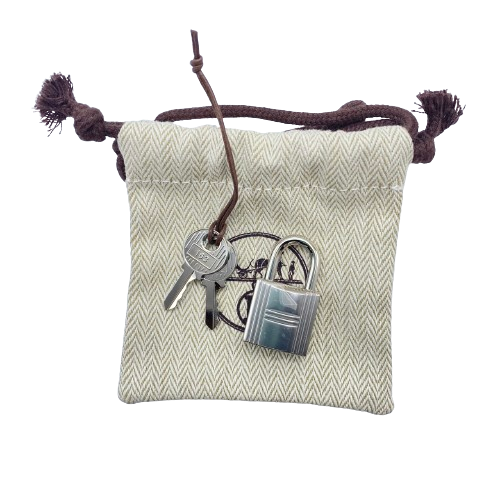 Hermes Picotin Lock PM Nata Torillon Clemence Silver Metal Fittings B 조각.