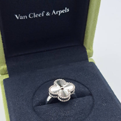 Pre-Owned Van Cleef & Arpels Alhambra White Gold