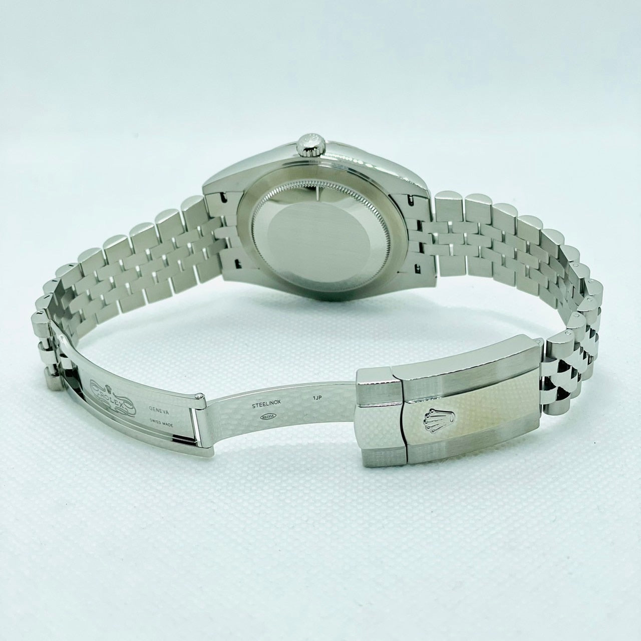 Pre-Owned Rolex Datejust 126334 Mint Green Fluted Motif