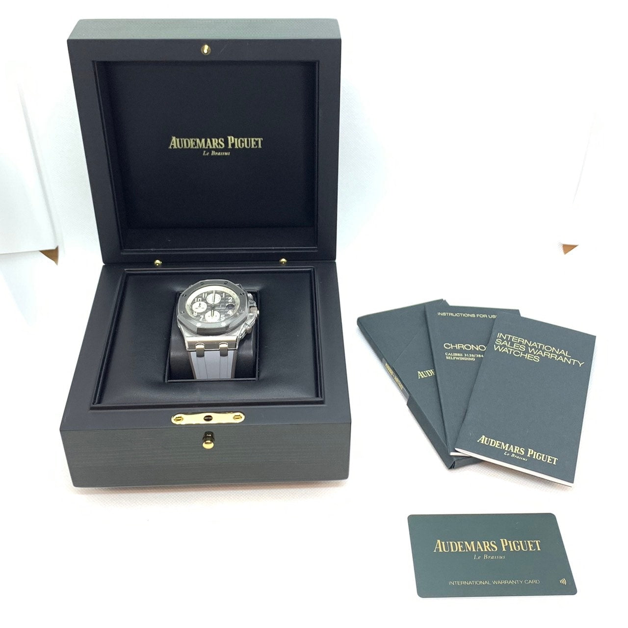 사전 소유의 Audemars Piguet Royal Oak Offshore Chrono 26470io.OO.A006CA.01