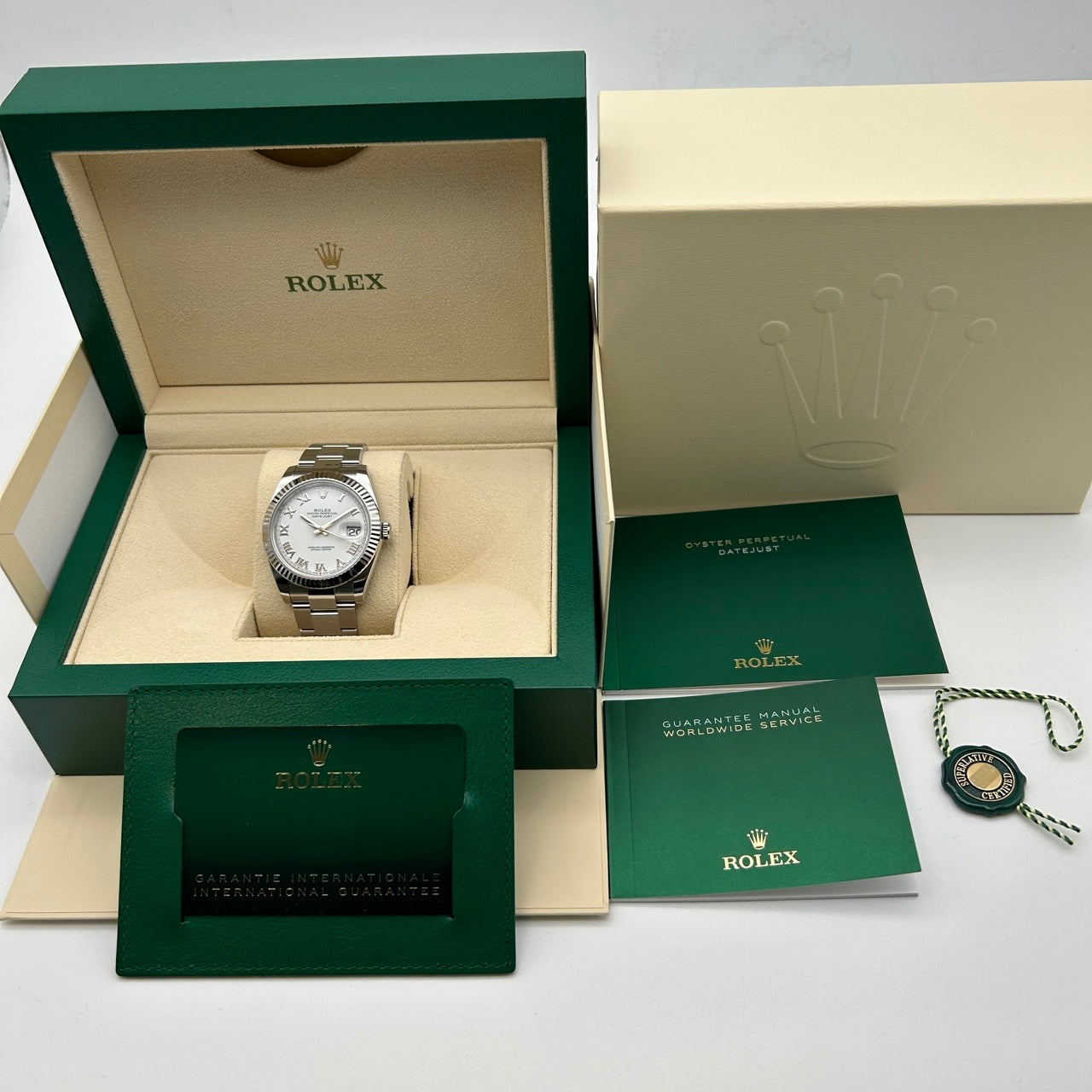 プレオウンド ロレックス デイトジャスト 126334 ホワイトローマン オイスターブレス 41mm