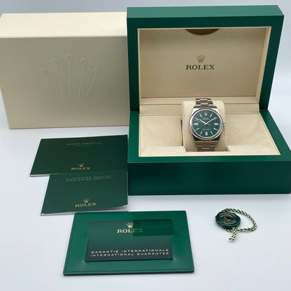 사전 소유의 롤렉스 굴 영구 124300 굴 팔찌 그린 41mm
