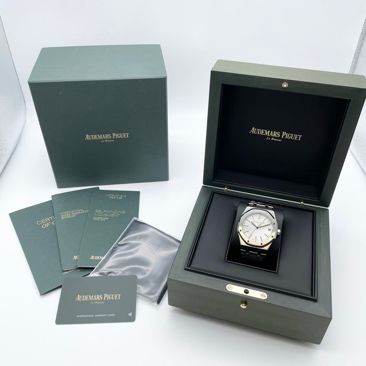 [50 주년 기념 로터 장착 모델] Audemars Piguet Royal Oak 15510st.oo.1320st.03 Silver 41mm