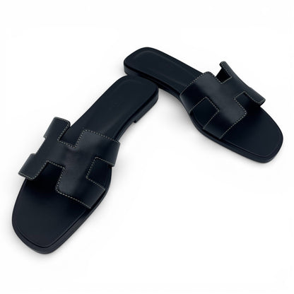 プレオウンドエルメス オラン サンダル 38 ノワール ボックスカーフ 24cm