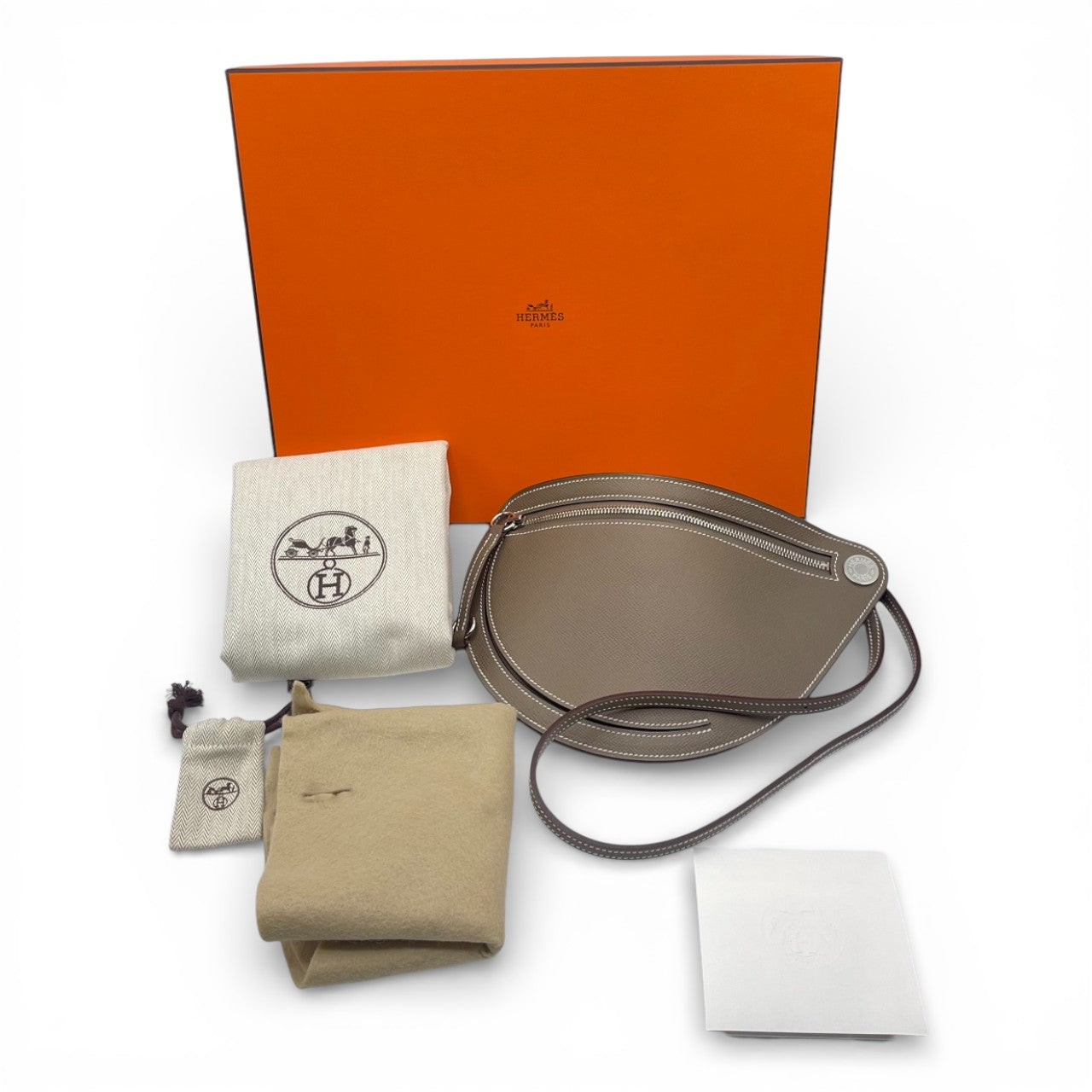 プレオウンドエルメス プティットコース エトゥープ エプソン シルバー金具 W刻印