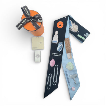 プレオウンドエルメス ツイリー イン・ザ・ポケット ノワール/ピンク/マルチカラー シルク100%