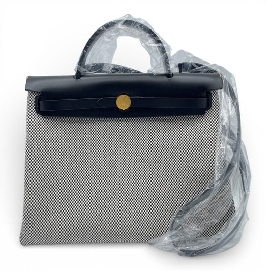 プレオウンドエルメス エールバッグジップ 31 PM ノワール トワルアッシュ ゴールド金具 K刻印