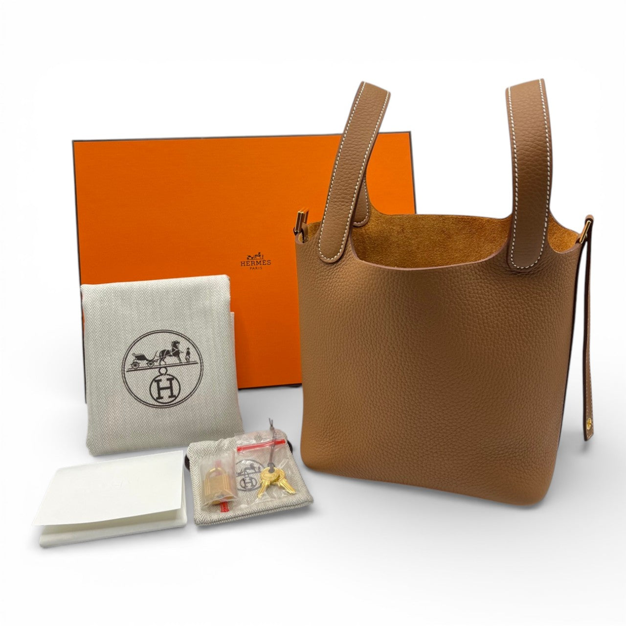 プレオウンドエルメス ピコタンロック PM ゴールド トリヨンクレマンス ゴールド金具 G刻印