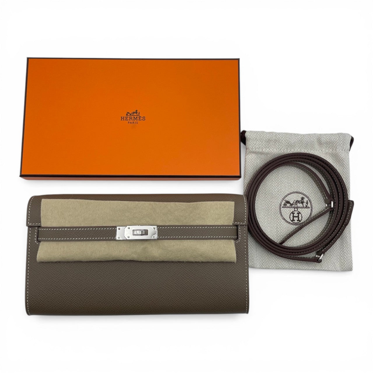 Pre-owned Hermes Kelly to Go Etoup Epson Silver hardware K stamp