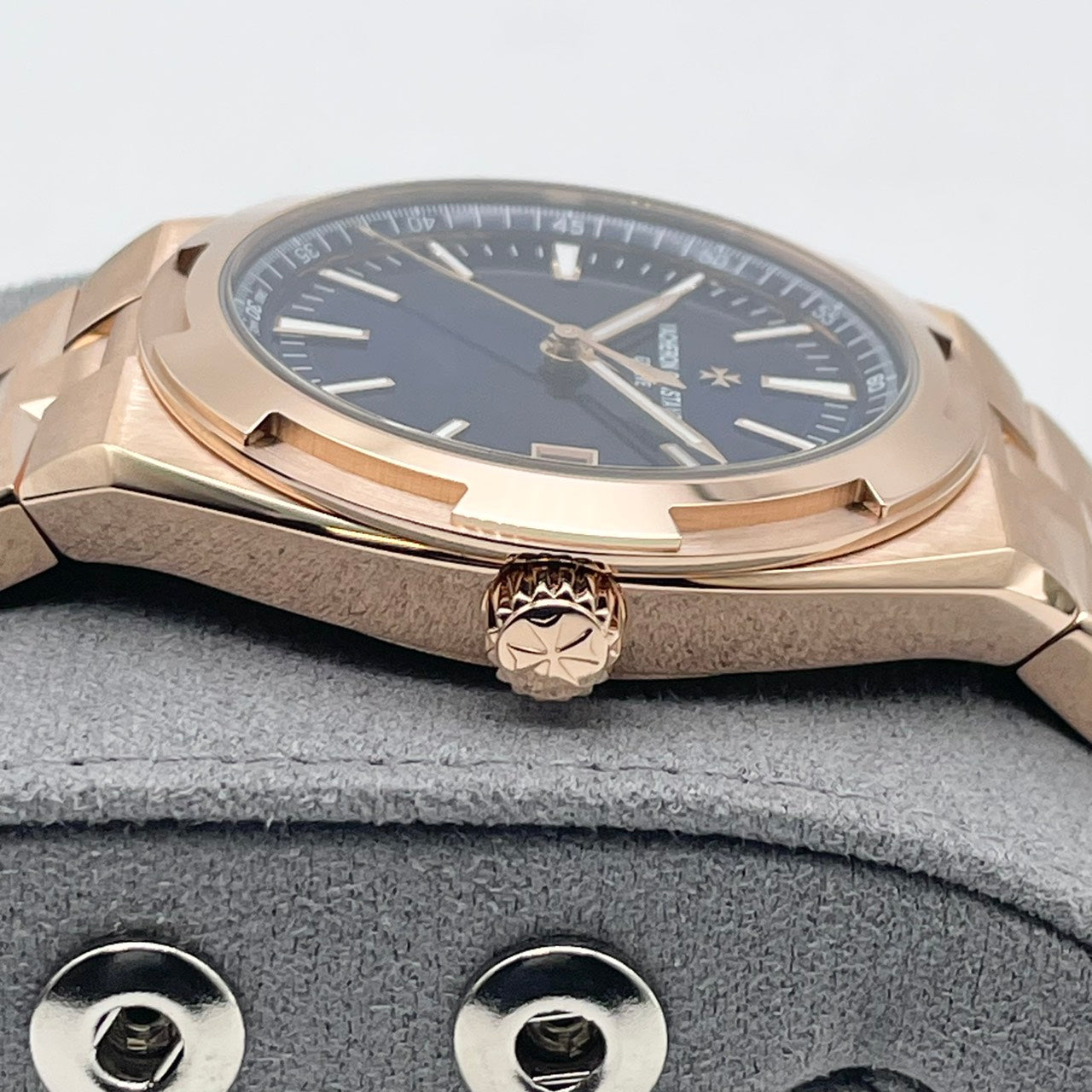 江诗丹顿4520v / 210r - b705蓝色玫瑰金41毫米