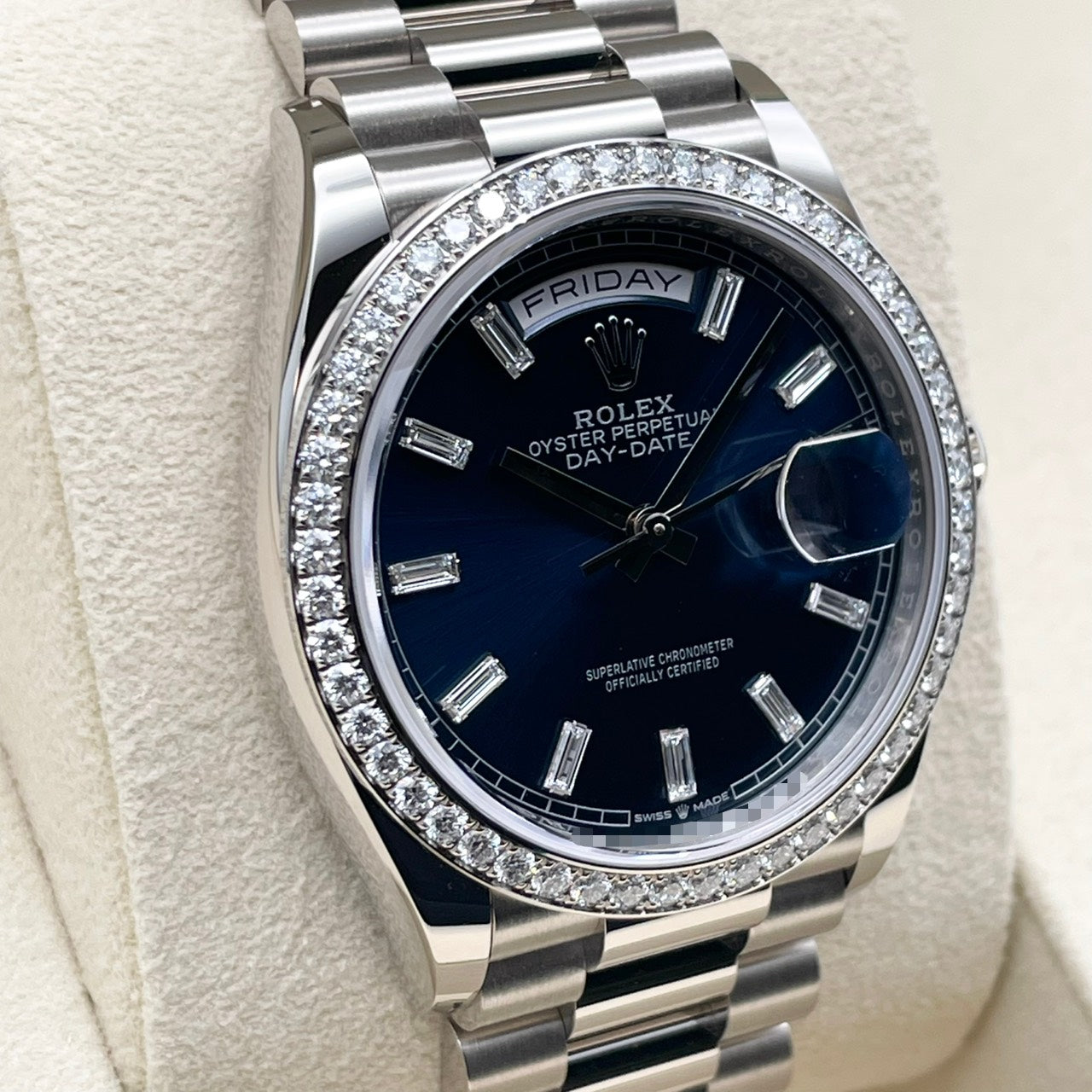 Pre-owned Rolex Day-Date 128349RBR Bright Blue Index Diamond Diamond Bezel 36mm
