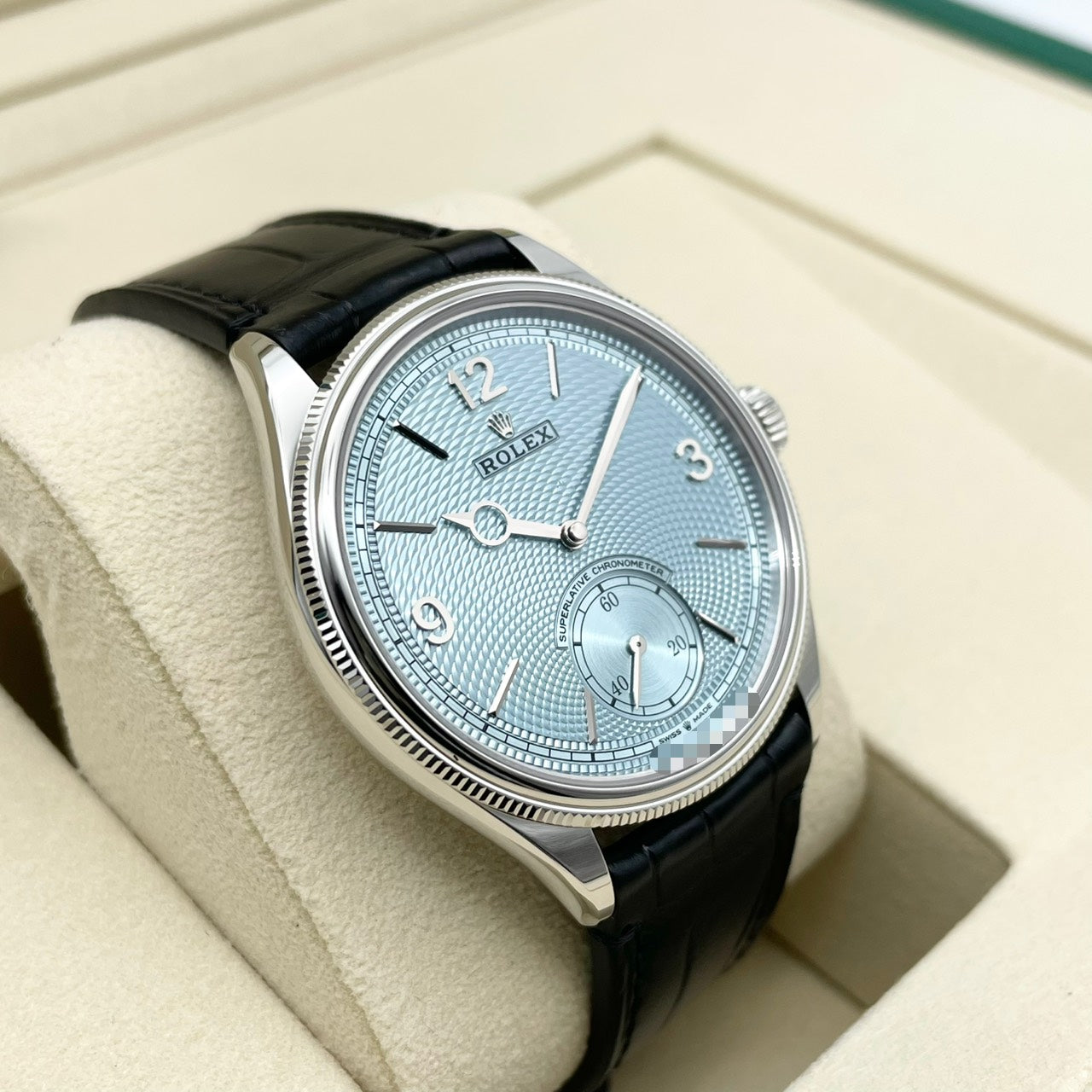 Pre-owned Rolex 1908 52506 Ice Blue Black Leather Belt 39mm