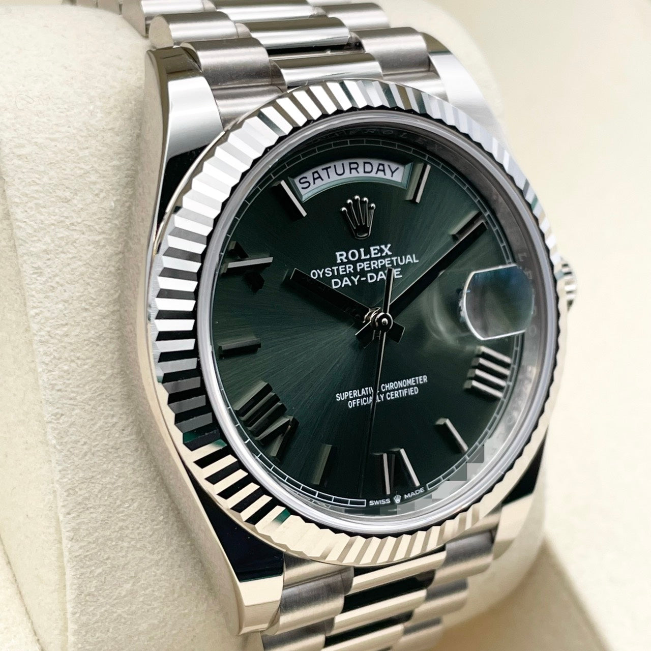 プレオウンド ロレックス デイデイト 228239 オリーブグリーン ホワイトゴールド 40mm