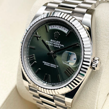 プレオウンド ロレックス デイデイト 228239 オリーブグリーン ホワイトゴールド 40mm