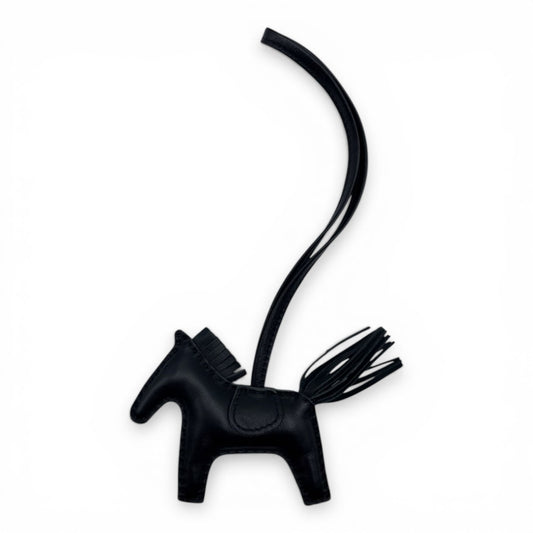 プレオウンドエルメス ロデオチャーム PM ノワール D刻印