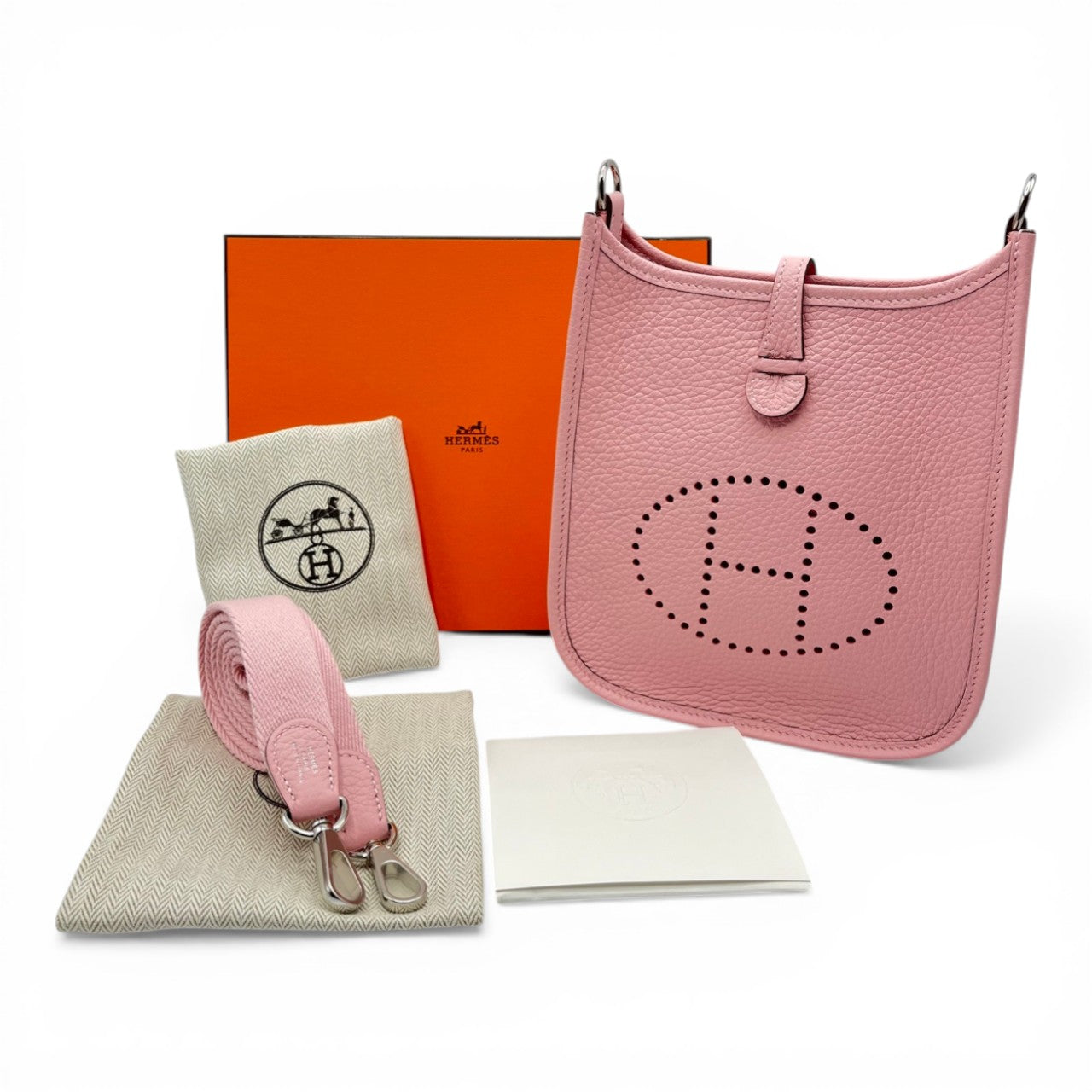 プレオウンドエルメス ミニエヴリン アマゾーヌ TPM ローズサクラ トリヨンクレマンス シルバー金具 K刻印